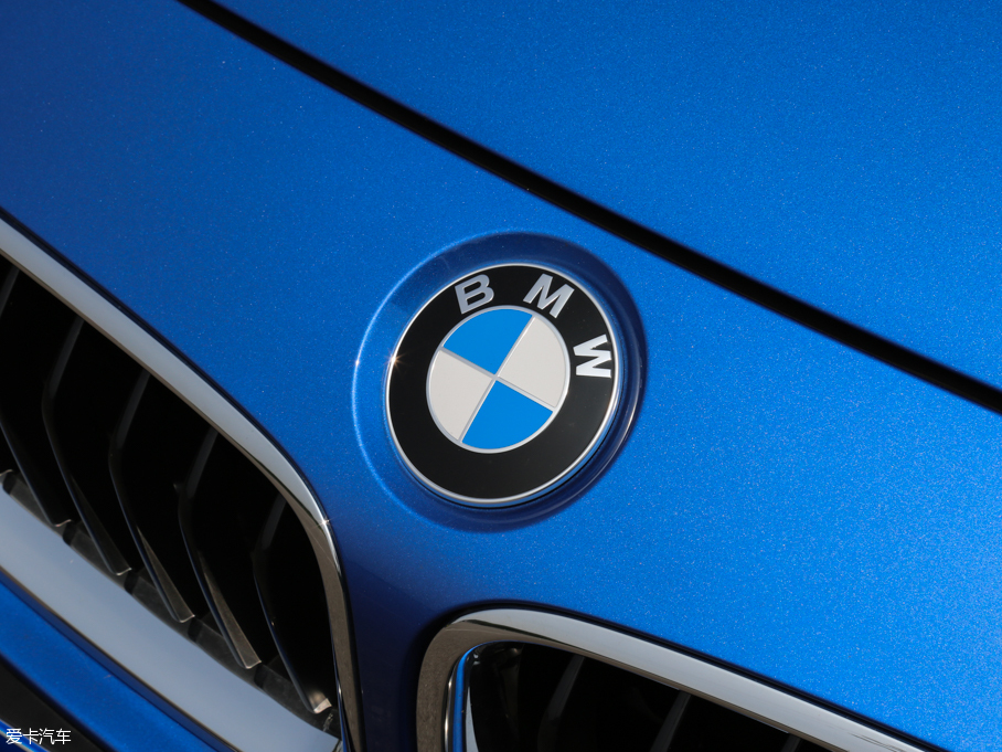 2016R3ϵ 328i xDrive M \