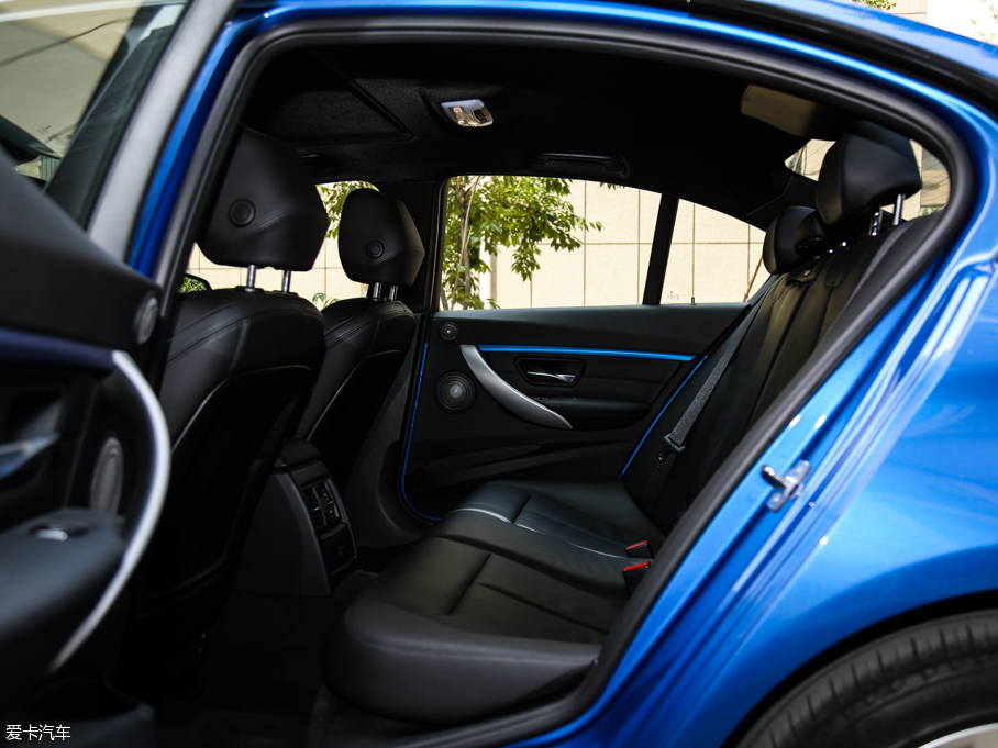 2016R3ϵ 328i xDrive M \