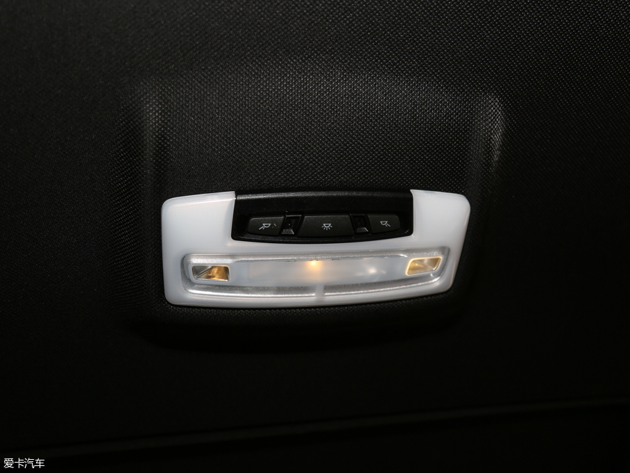 2016R3ϵ 328i xDrive M \