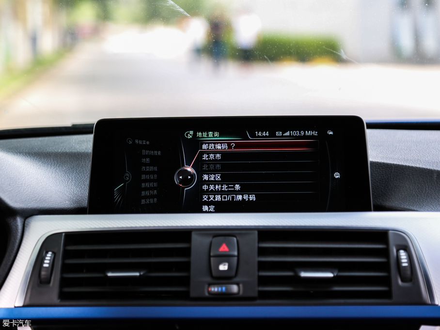 2016R3ϵ 328i xDrive M \