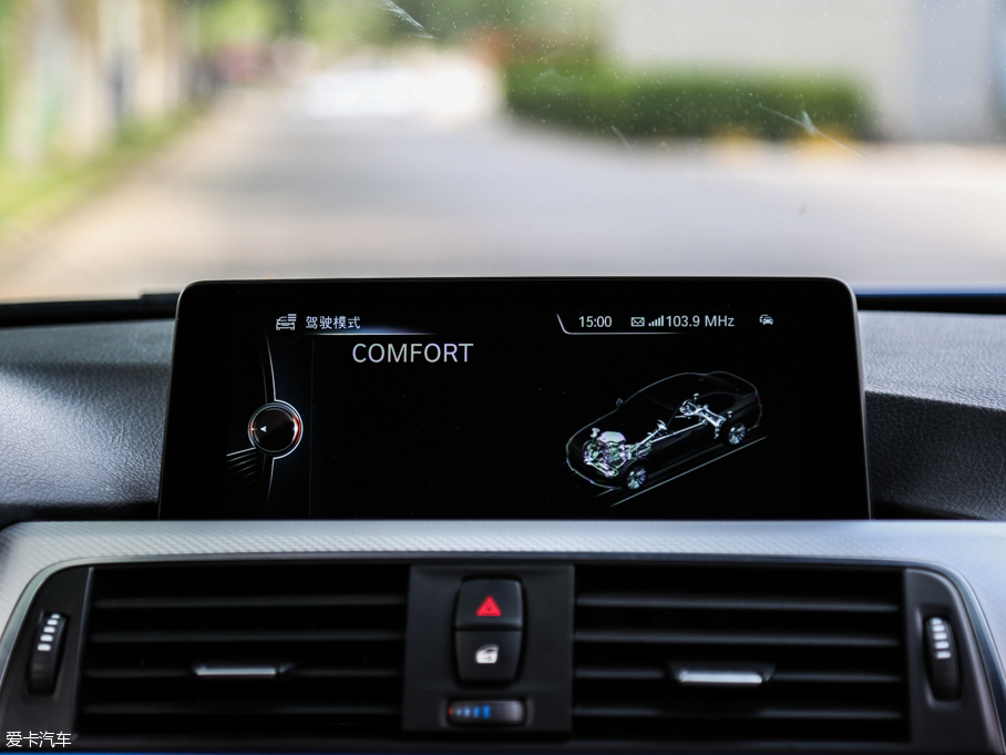 2016R3ϵ 328i xDrive M \