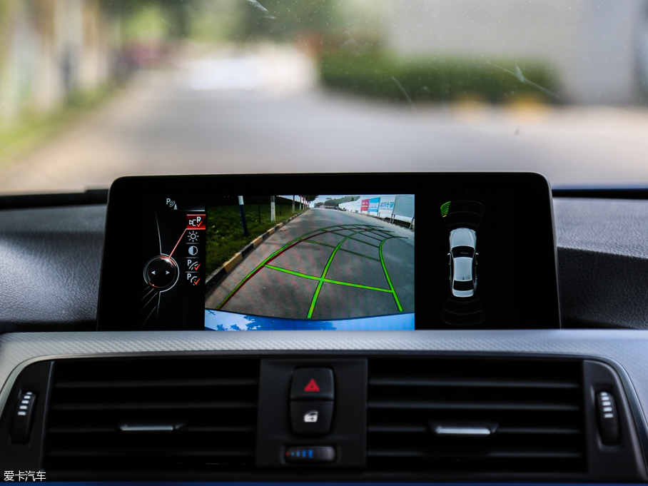 2016R3ϵ 328i xDrive M \