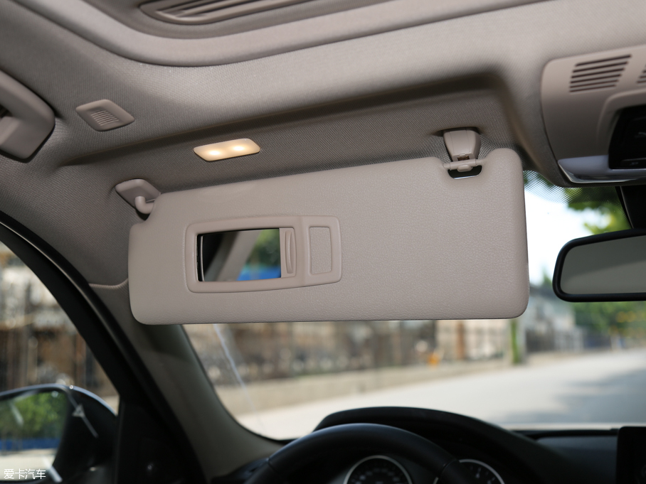 2016R3ϵ 335Li AOӋb