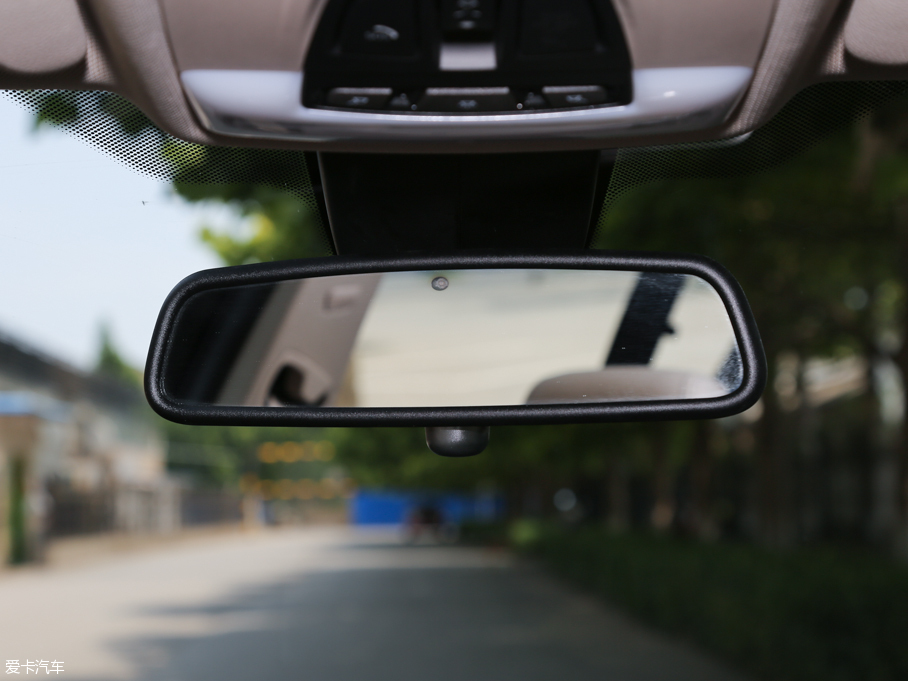 2016R3ϵ 335Li AOӋb