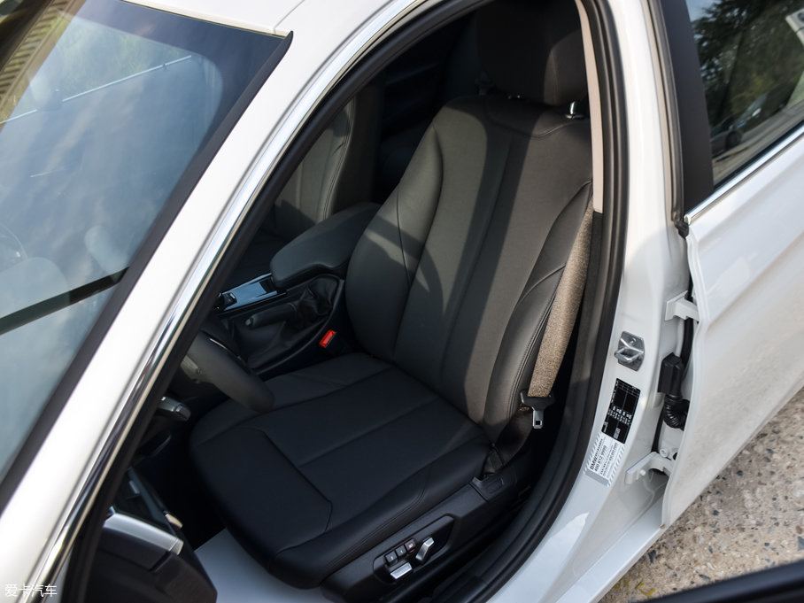 2016R3ϵ 320Li M(jn)ȡ