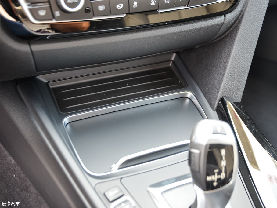 2016R3ϵ 320Li Mȡ