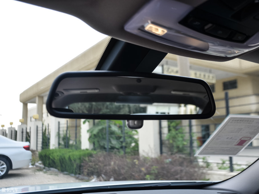 2016R3ϵ 320Li Mȡ