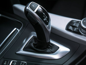 2016328i xDrive M \ п؅^