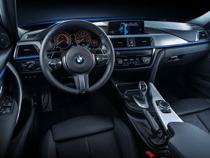 2016328i xDrive M \ п؅^