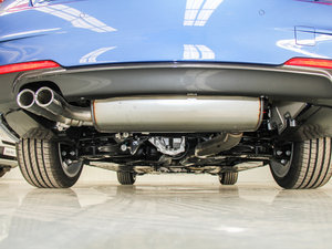 2016328i xDrive M \ ^