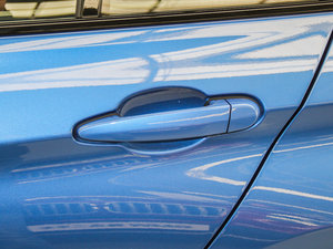 2016328i xDrive M \ ^