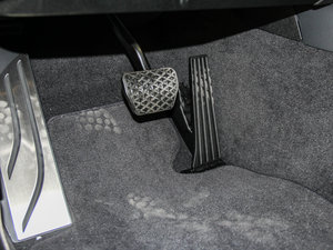 2016328i xDrive M \ g