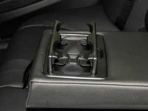 2016328i xDrive M \ g