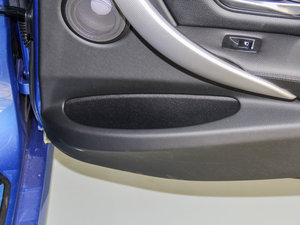 2016328i xDrive M \ g