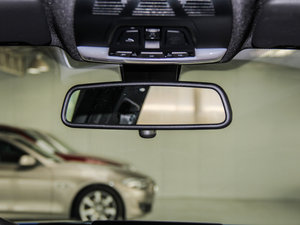 2016328i xDrive M \ g