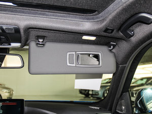 2016328i xDrive M \ g