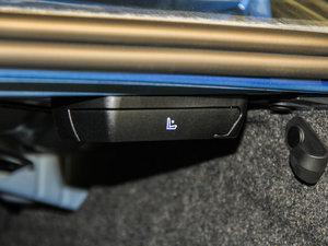 2016328i xDrive M \ g