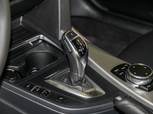 2016328i xDrive M \ п؅^