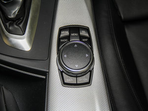 2016328i xDrive M \ п؅^(q)