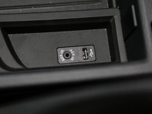 2016328i xDrive M \ g