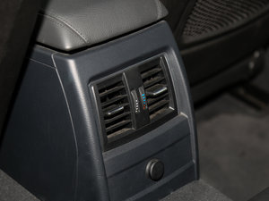 2016328i xDrive M \ g