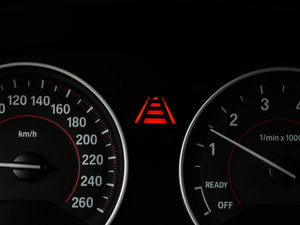 2016328i xDrive M \ п؅^