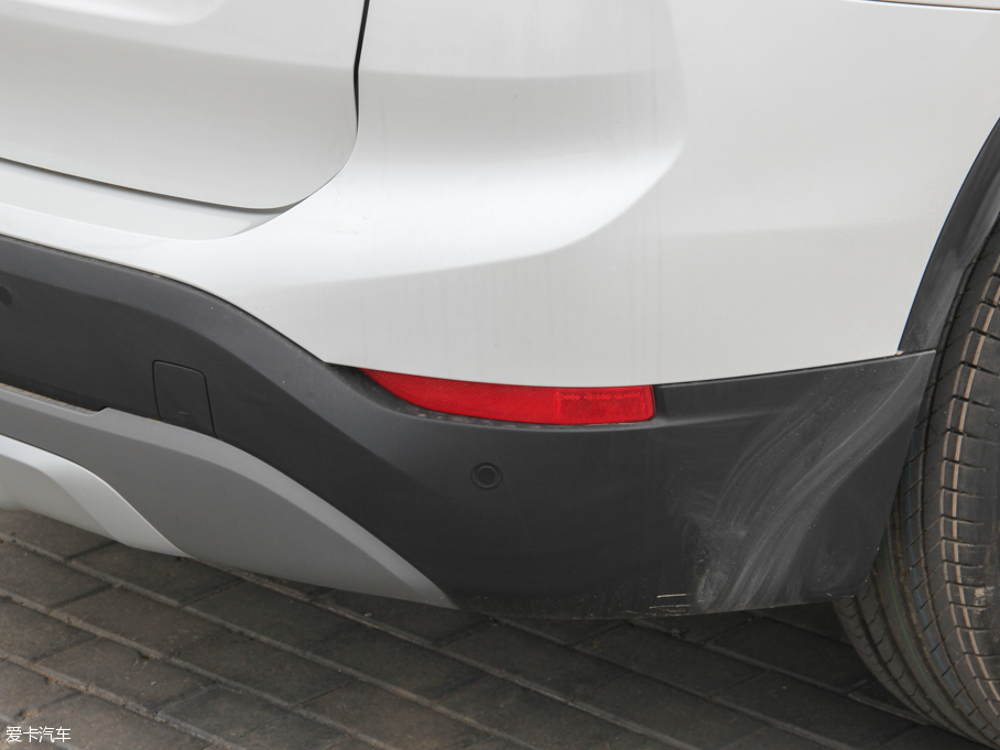 2016��RX1 sDrive18Li ���A��