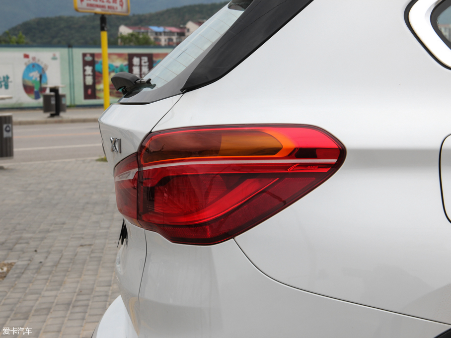 2016RX1 sDrive18Li A