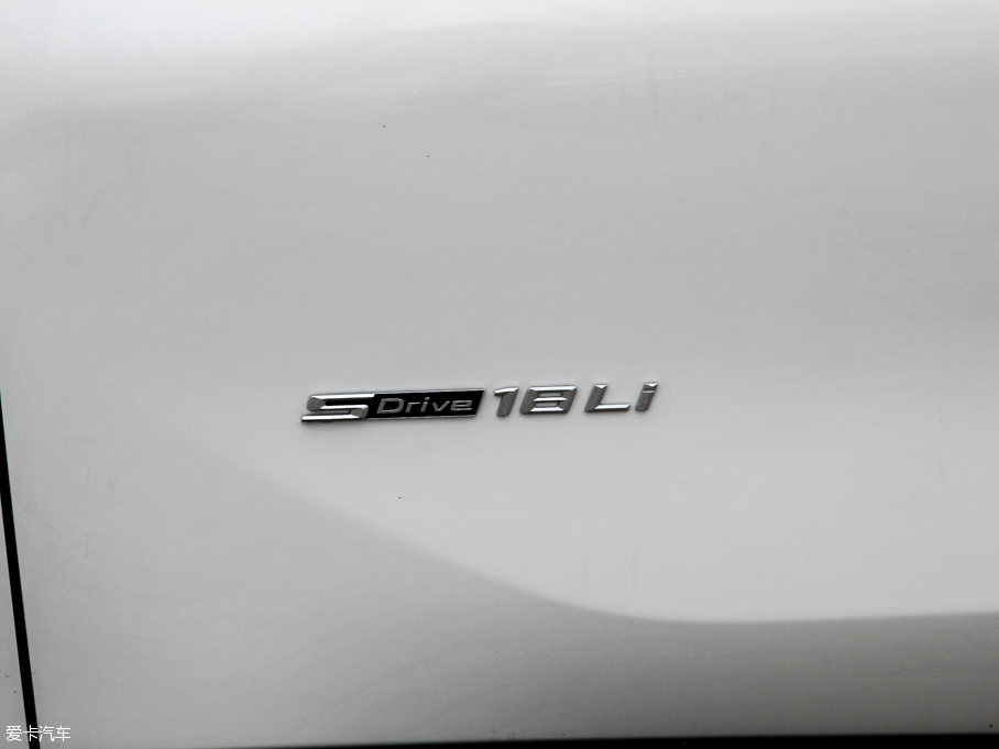 2016��RX1 sDrive18Li ���A��