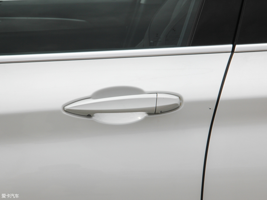 2016RX1 sDrive18Li A