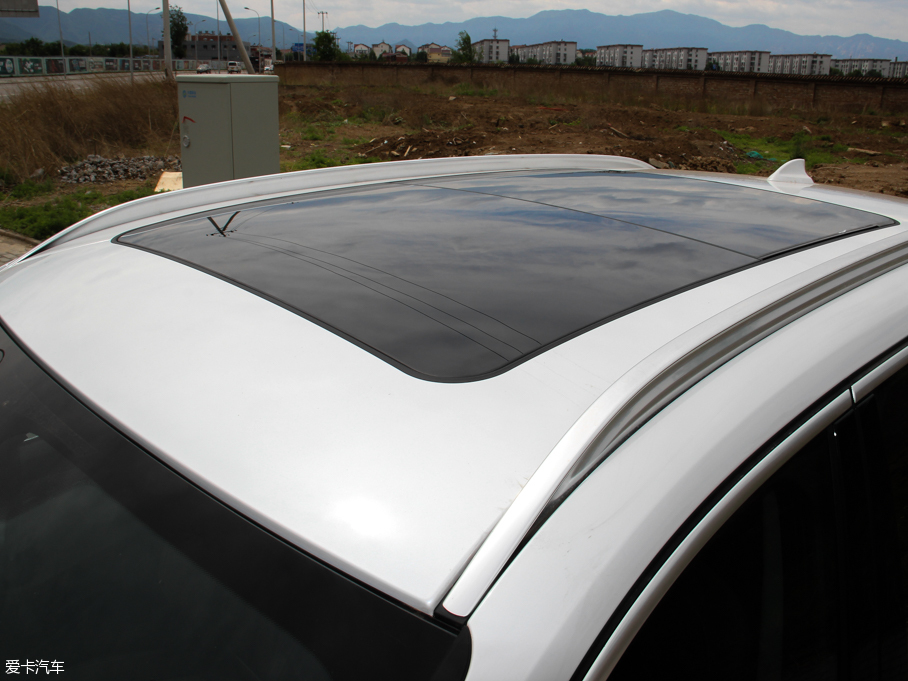 2016��RX1 sDrive18Li ���A��