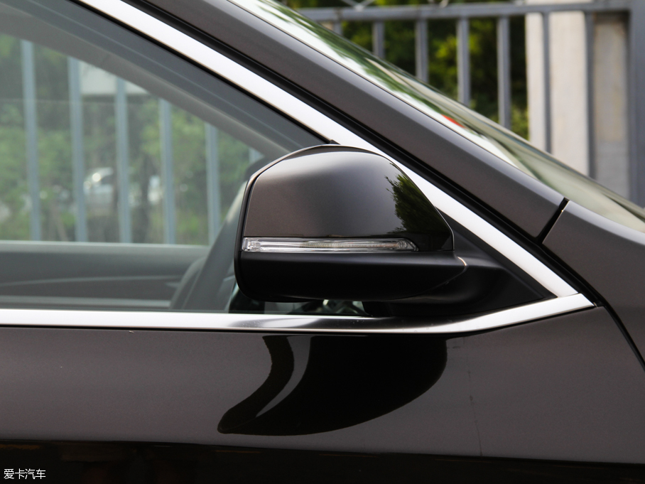 2016RX1 xDrive25Li A