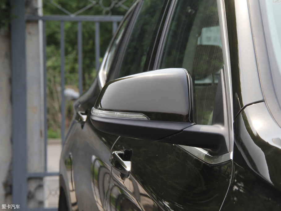 2016RX1 xDrive25Li A