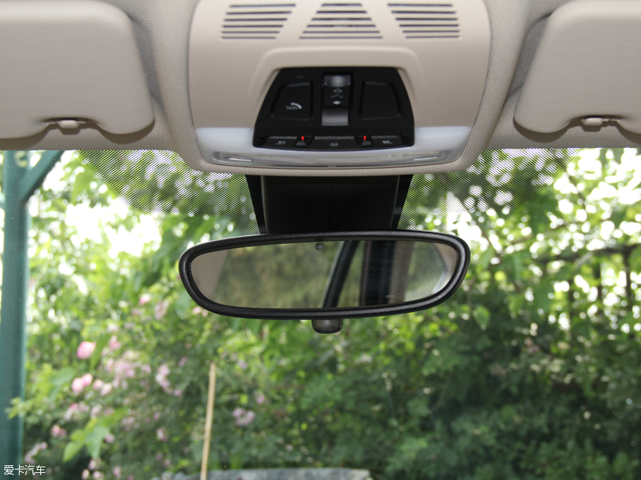 2016RX1 xDrive25Li A