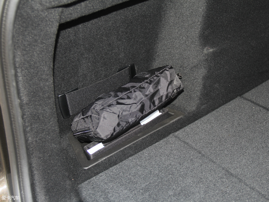 2016RX1 xDrive25Li A