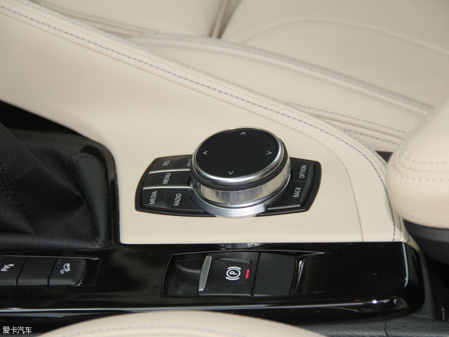 2016��RX1 xDrive25Li ���A��