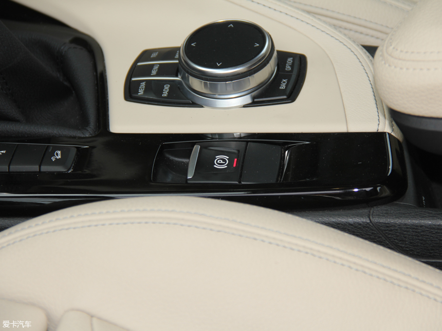 2016RX1 xDrive25Li A