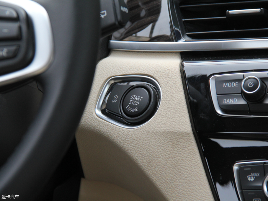 2016RX1 xDrive25Li A