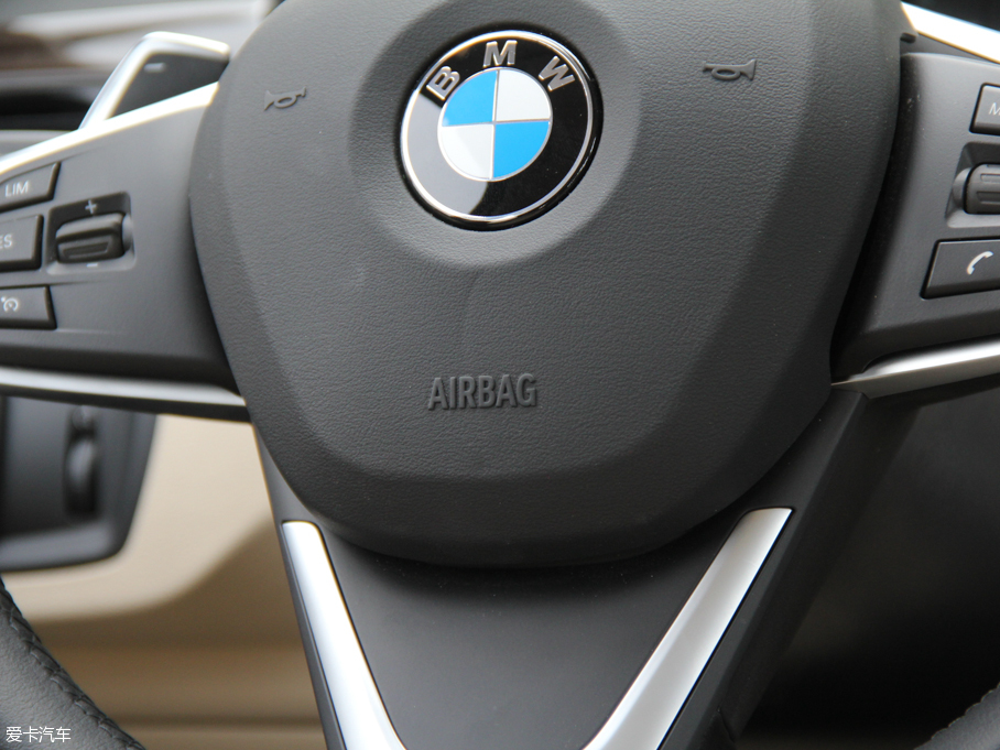 2016RX1 xDrive25Li A