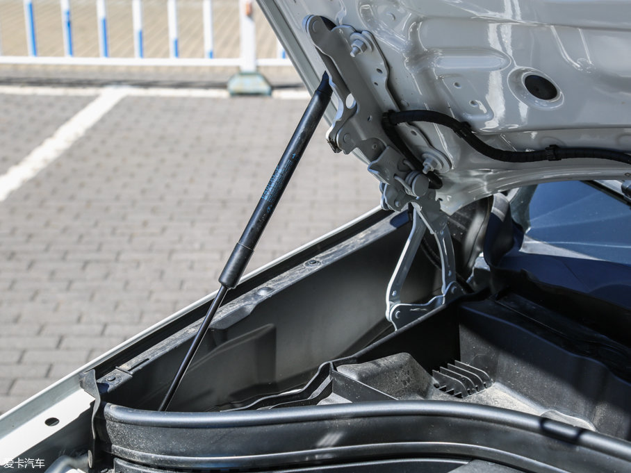 2016RX1 xDrive20Li A