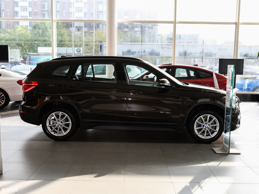 2016RX1 sDrive18Li 