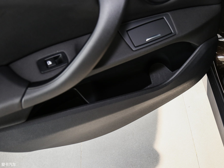 2016RX1 sDrive18Li 