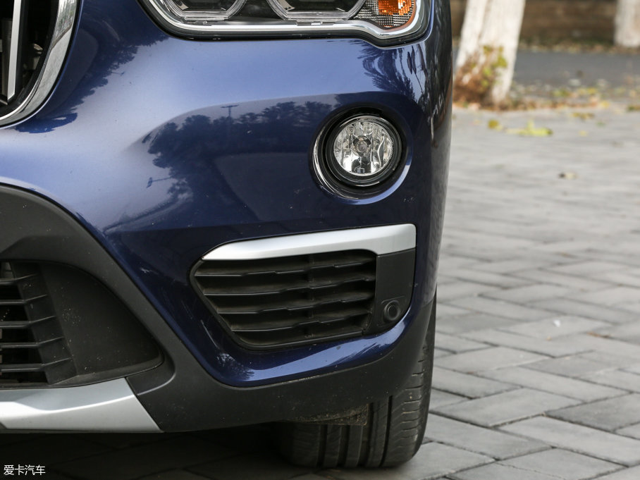 2016��RX1 sDrive18Li ���A��