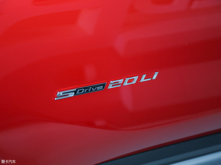 2016��RX1 sDrive20Li ���A��