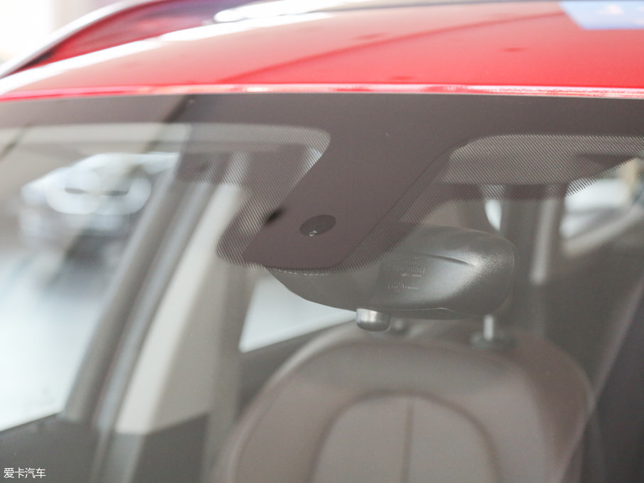 2016��RX1 sDrive20Li ���A��