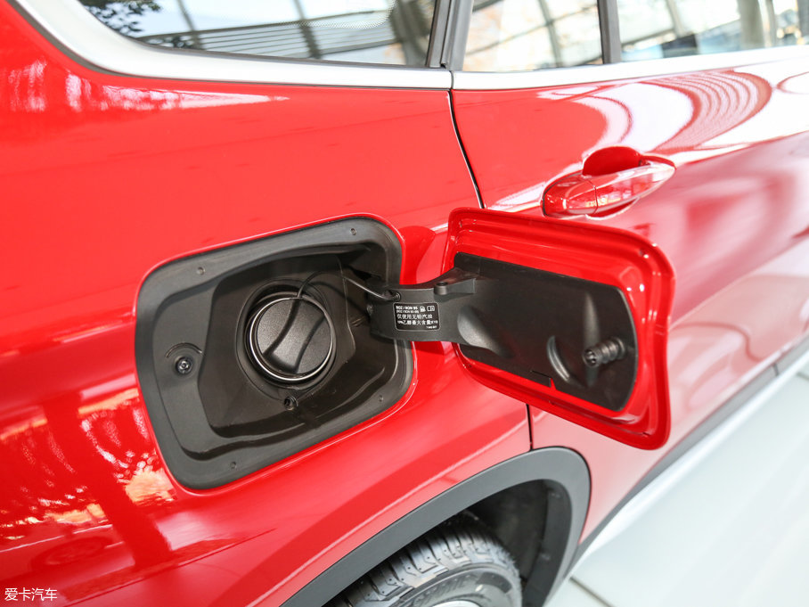 2016��RX1 sDrive20Li ���A��