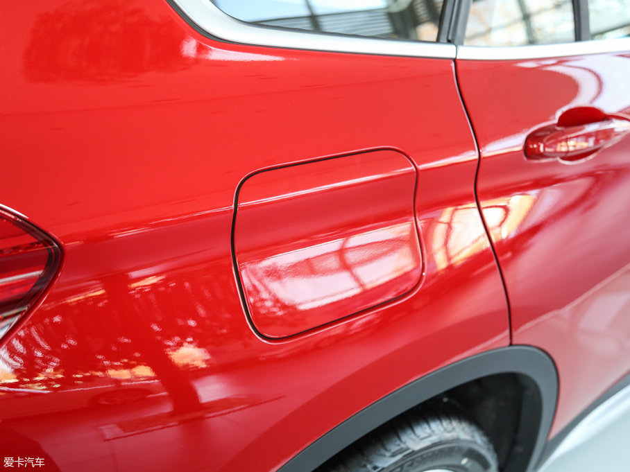 2016��RX1 sDrive20Li ���A��