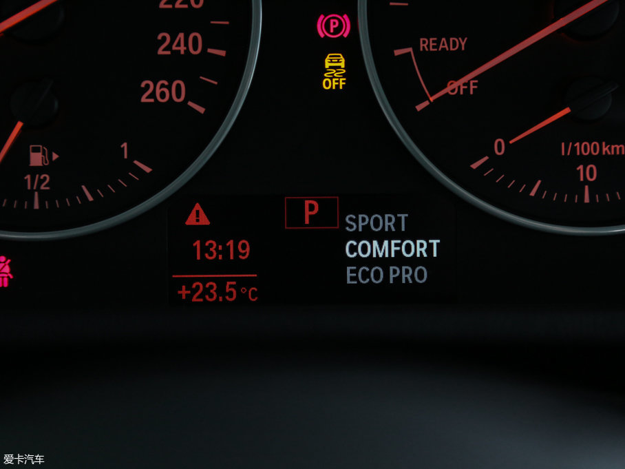 2016��RX1 sDrive20Li ���A��