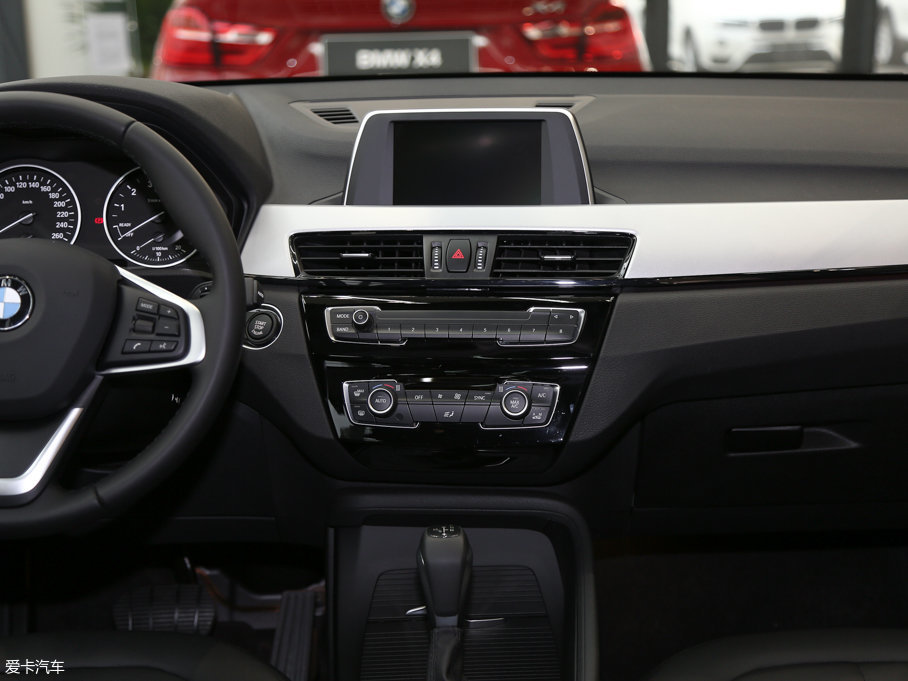 2016��RX1 sDrive18Li �r����