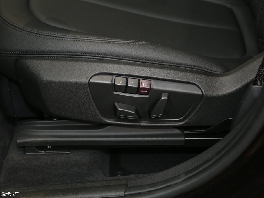 2016RX1 sDrive18Li r